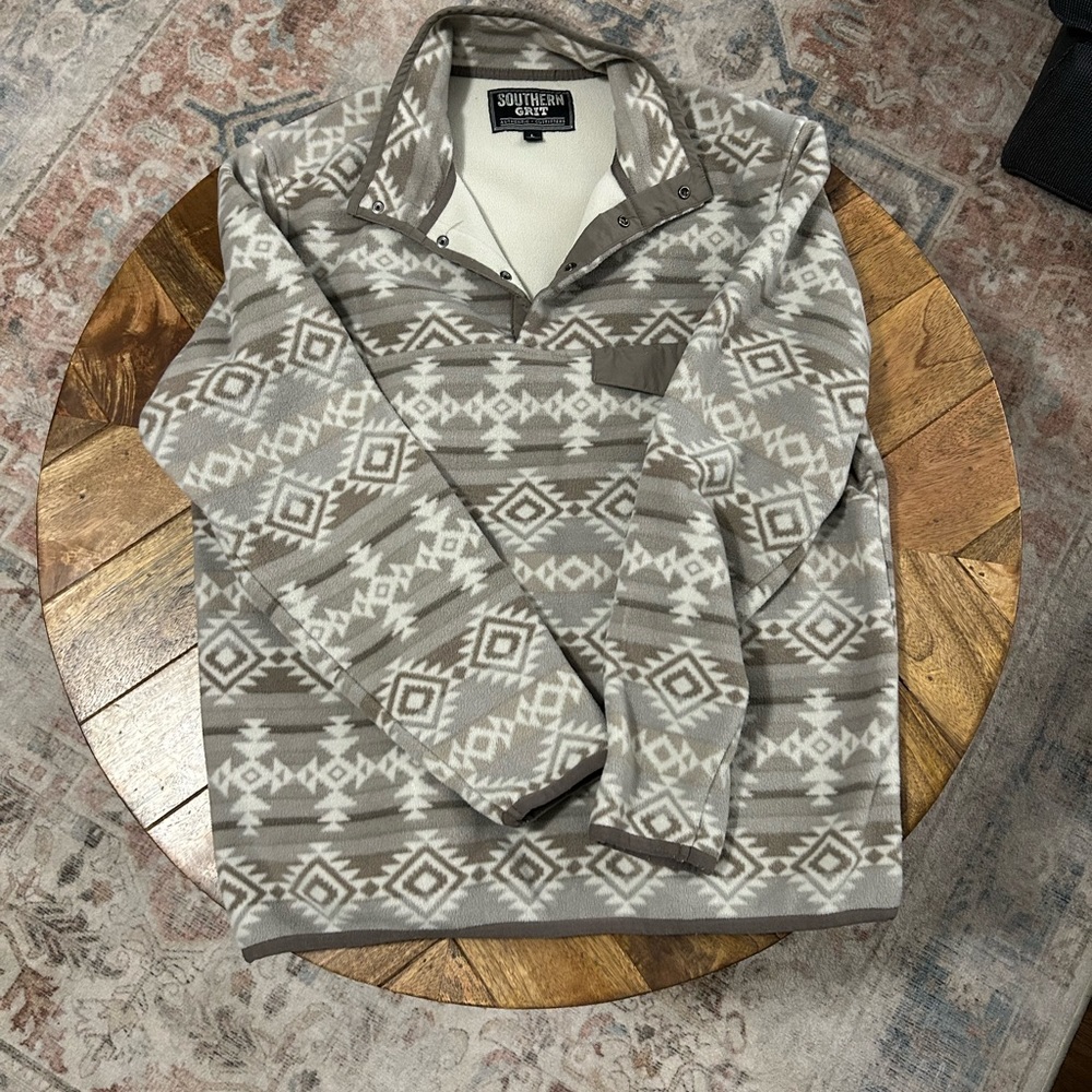 Fleece pullover